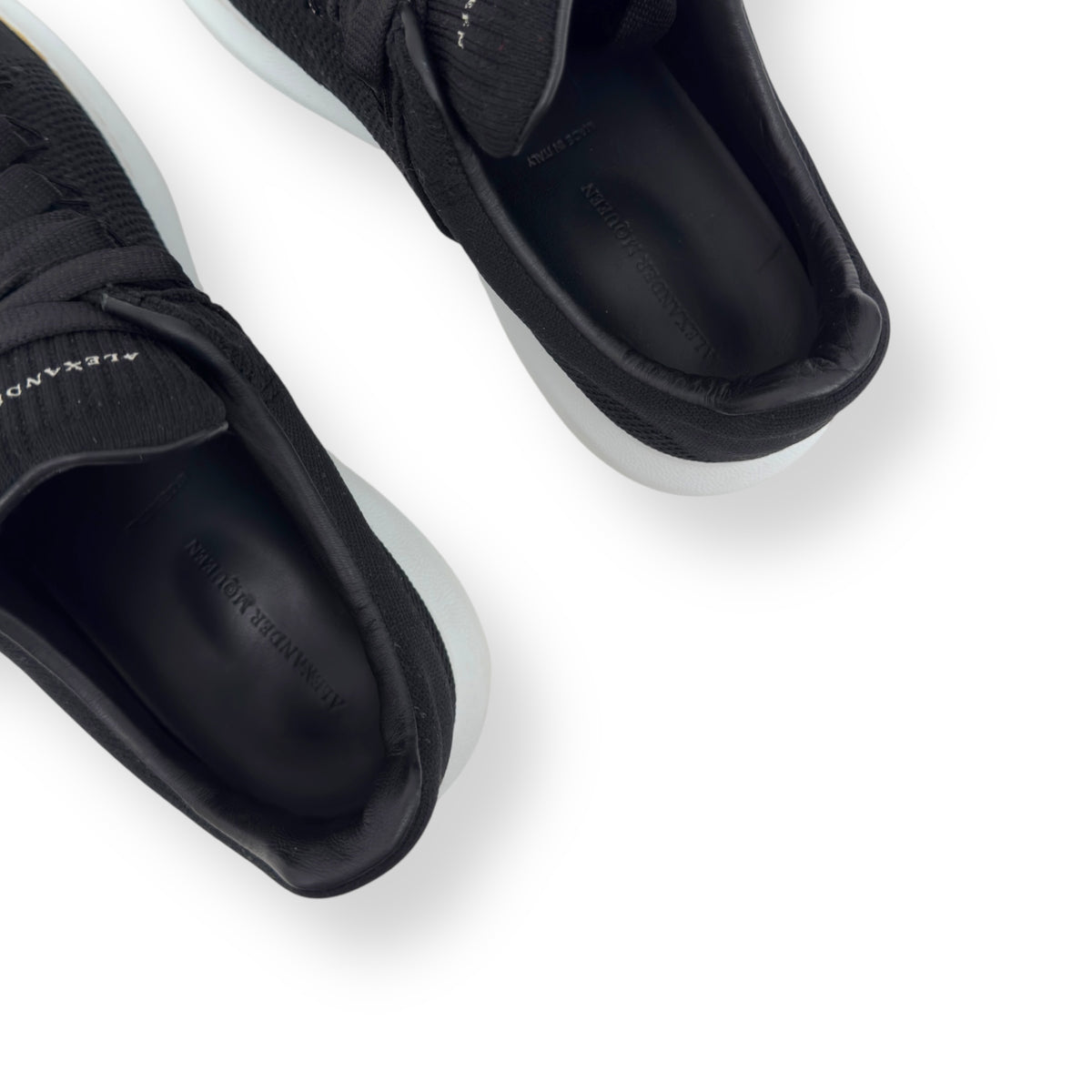 ALEXANDER MCQUEEN KNIT OVERSIZED SNEAKER BLACK / WHITE UK7 / 41