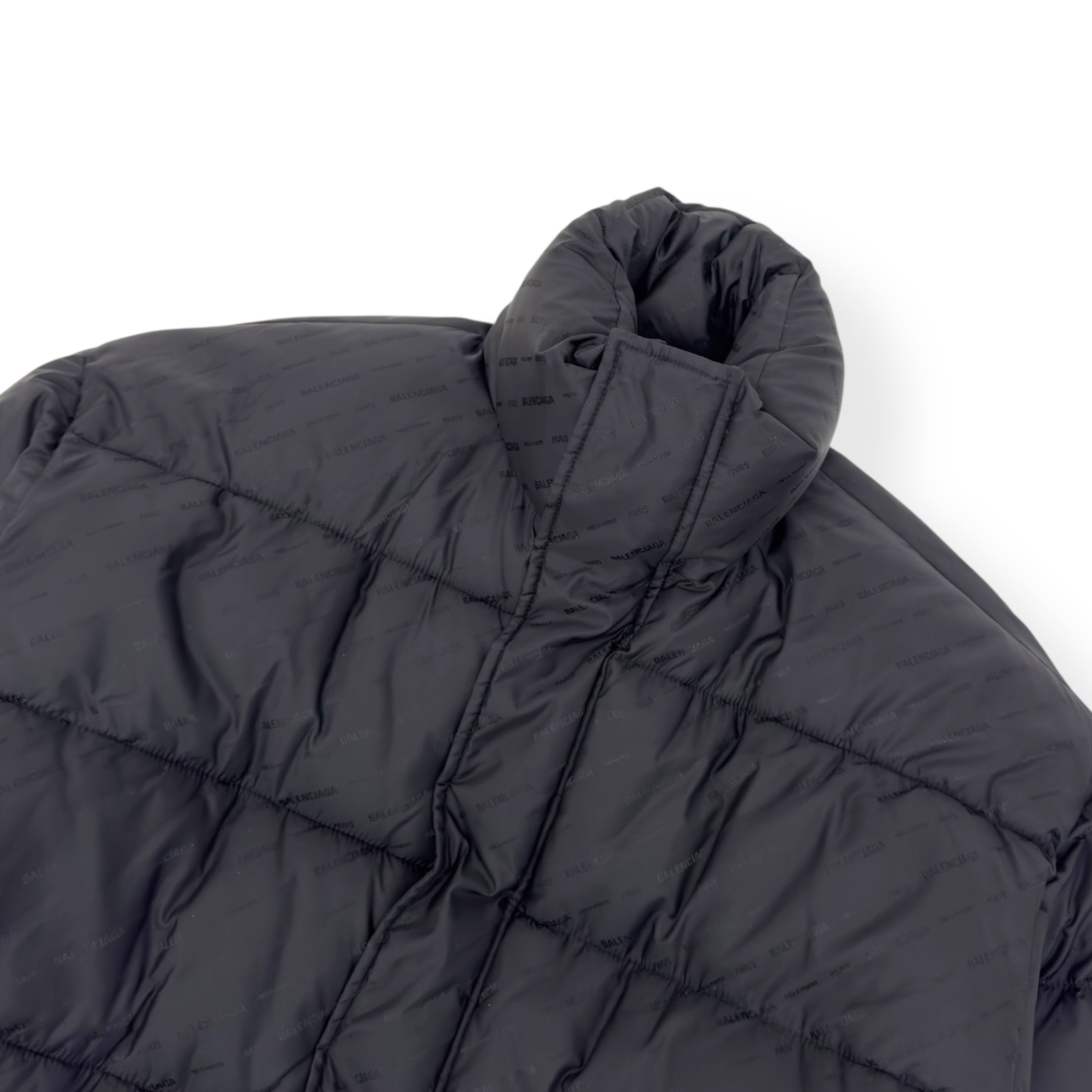 BALENCIAGA OVERSIZED QUILTED LOGO-JACQUARD SHELL PUFFER JACKET BLACK 46 / XS