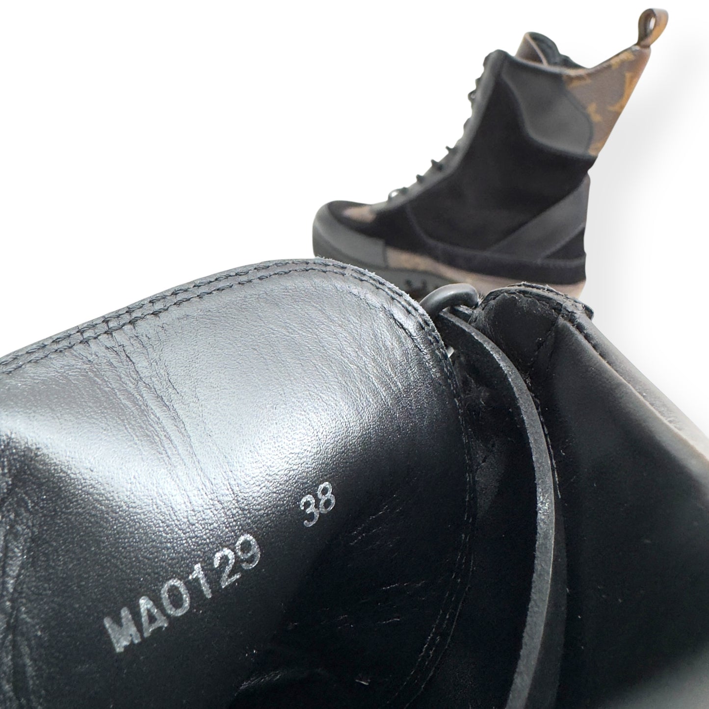 LOUIS VUITTON LAUREATE DESERT BOOTS BLACK / BROWN 38 / UK5