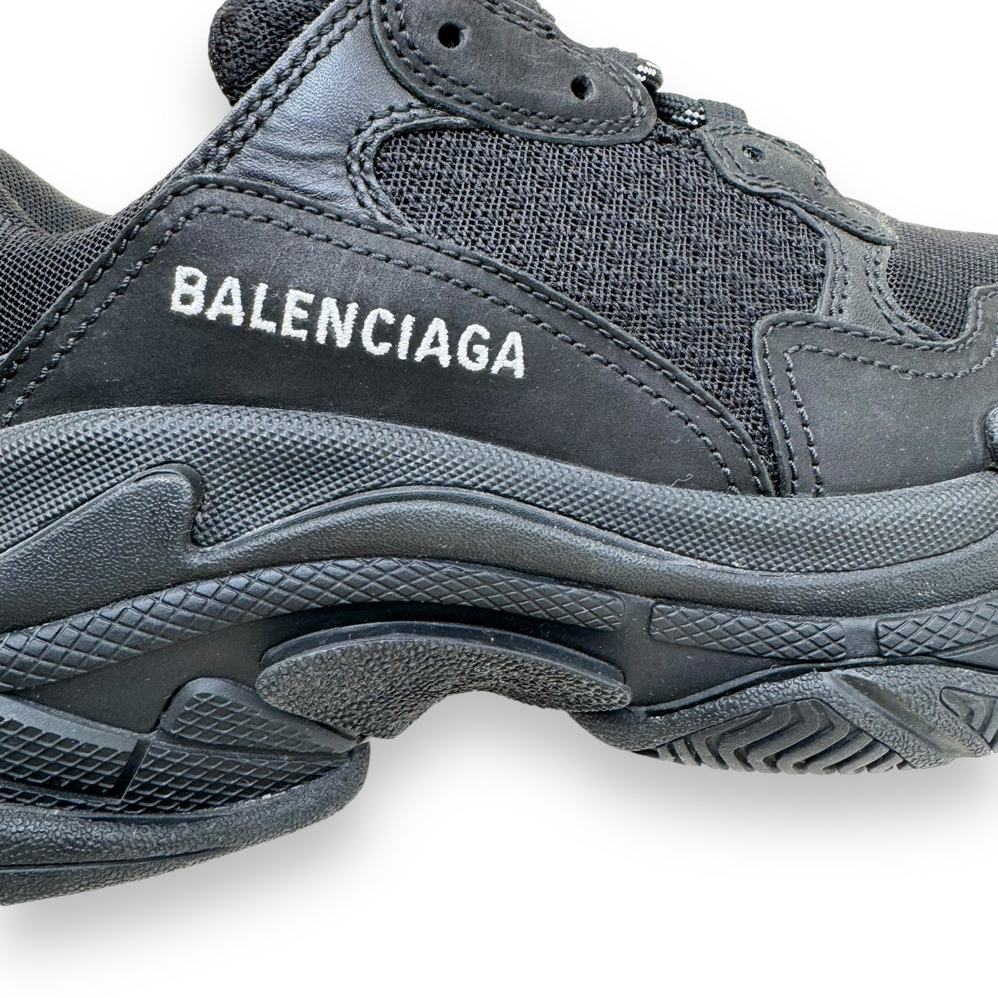 BALENCIAGA TRIPLE S SNEAKER BLACK UK5