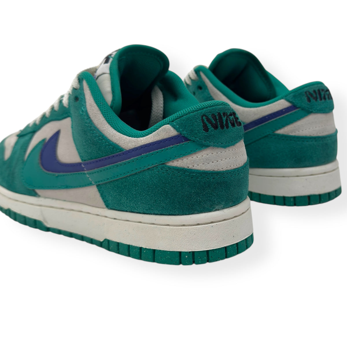 NIKE WOMENS DUNK LOW SE SNEAKER NEPTUNE GREEN UK5