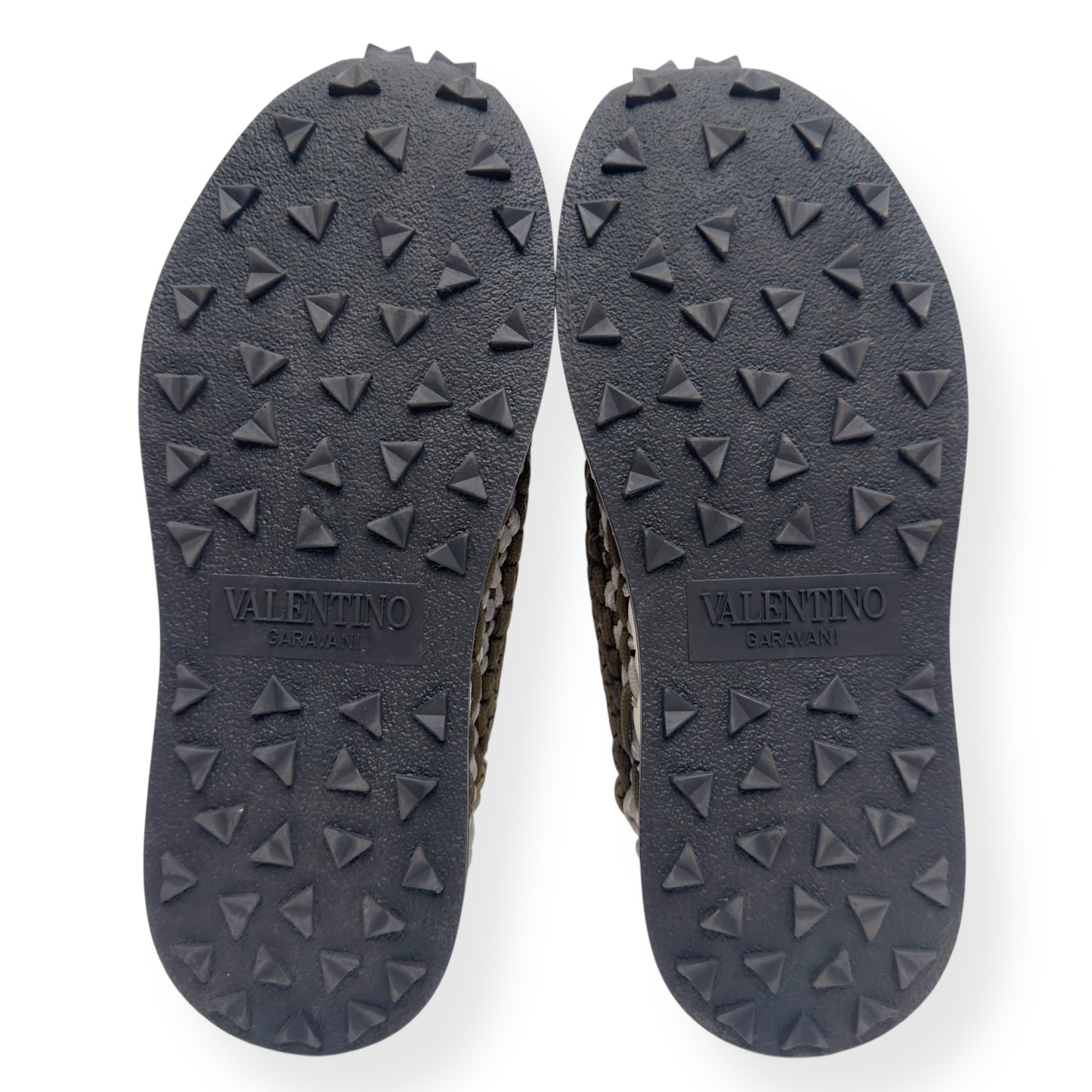VALENTINO GARAVANI CROCHET LOW-TOP SNEAKERS 42 / UK8