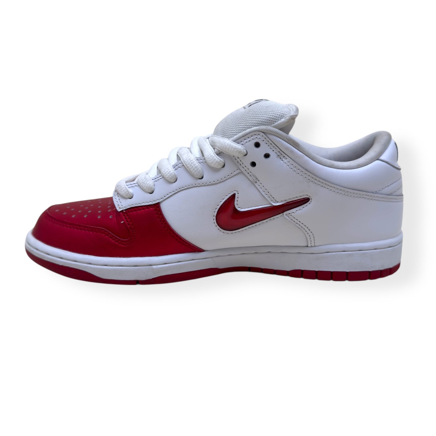 NIKE X SUPREME SB DUNK LOW TOP SNEAKER JEWEL SWOOSH UK9