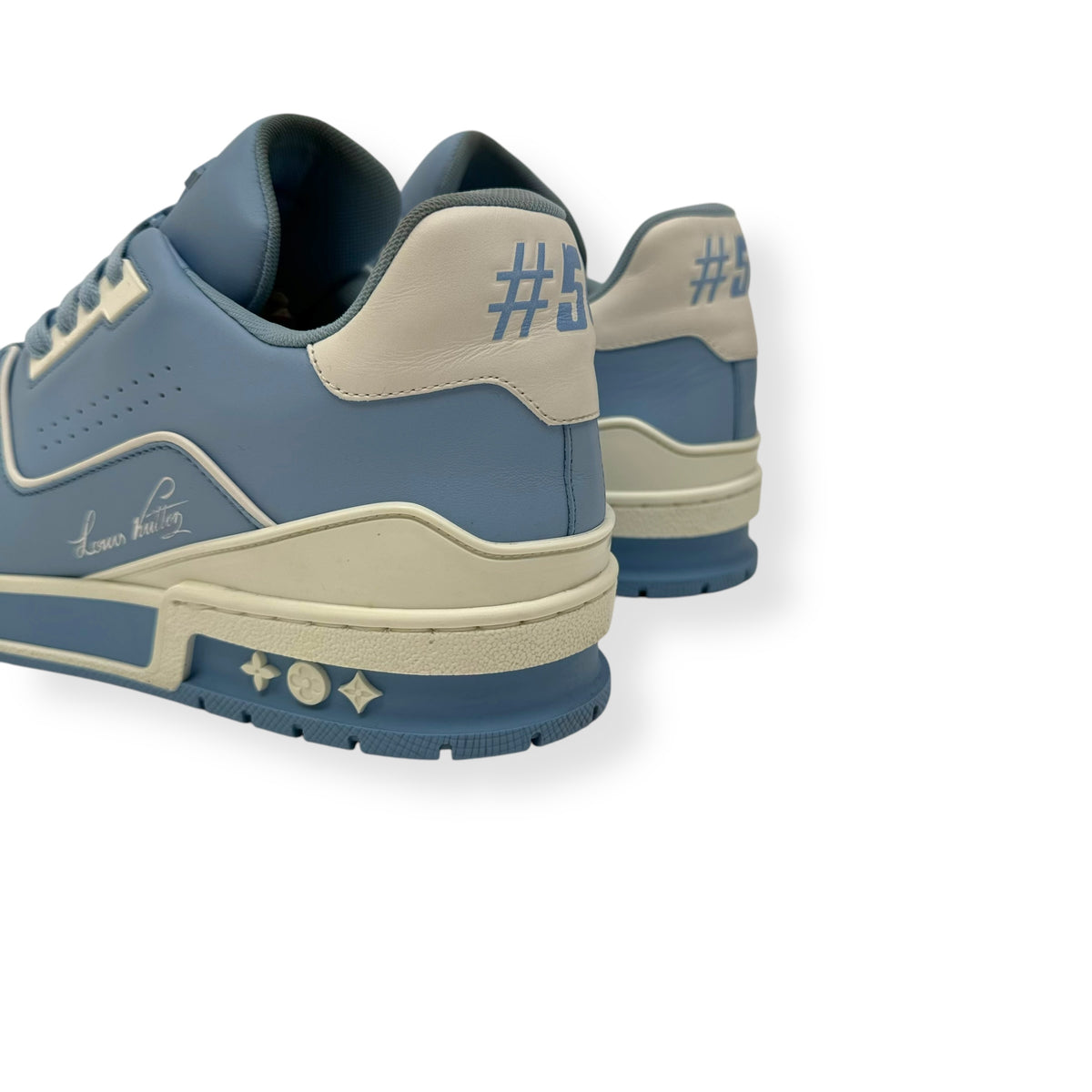 LOUIS VUITTON LV SNEAKER LIGHT BLUE UK8