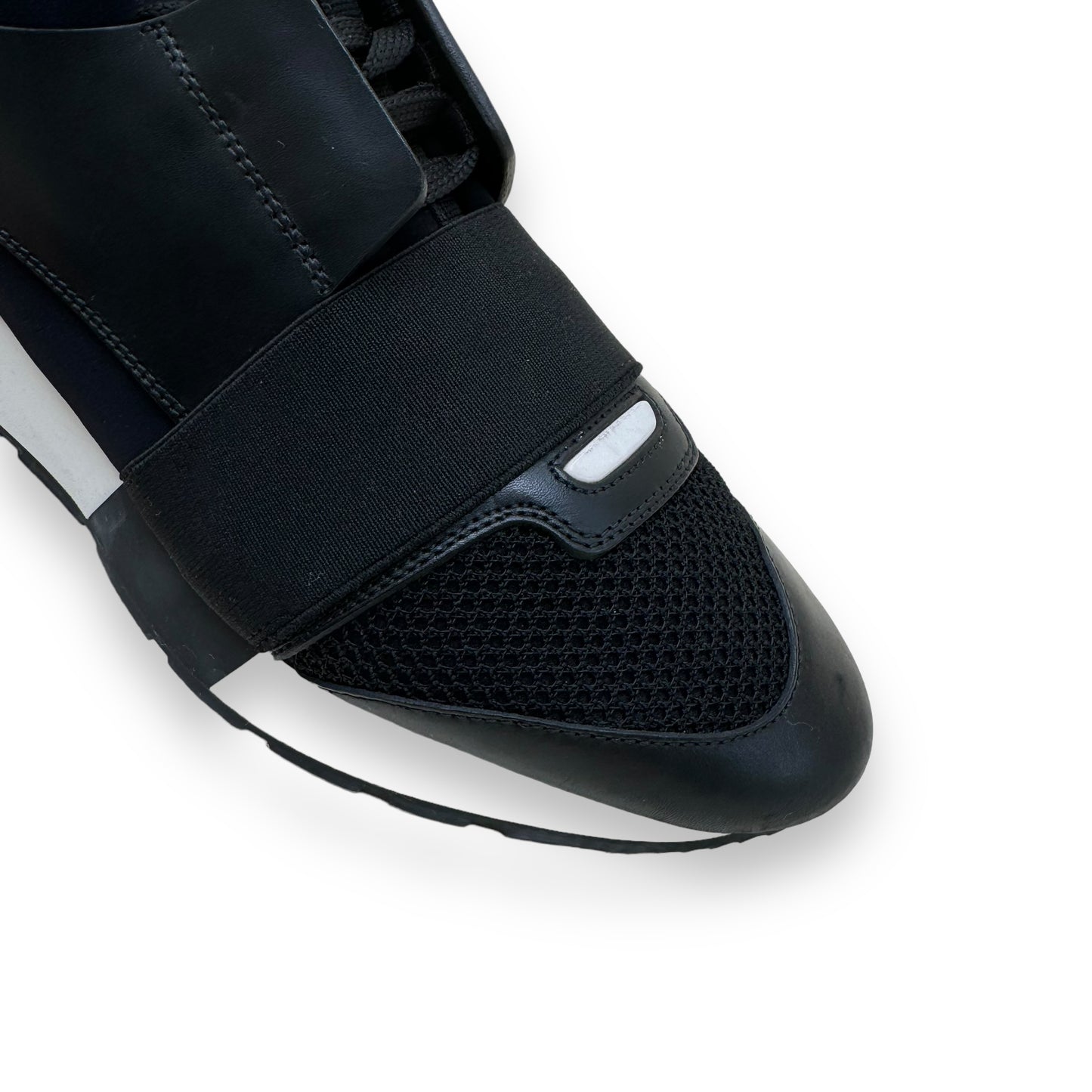 BALENCIAGA RACE RUNNER SNEAKER BLACK UK6