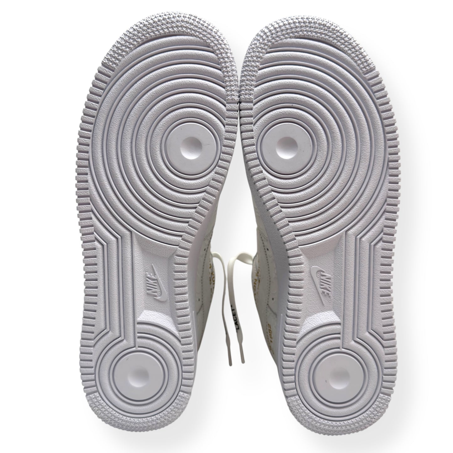 LOUIS VUITTON X NIKE AIR FORCE 1 SNEAKER WHITE UK7 / US8