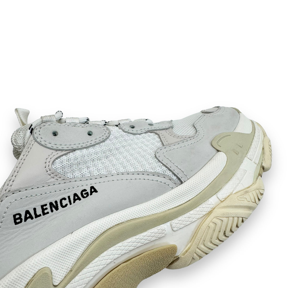 BALENCIAGA TRIPLE S SNEAKER BEIGE UK8