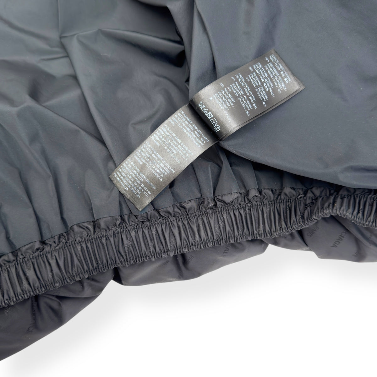 BALENCIAGA OVERSIZED QUILTED LOGO-JACQUARD SHELL PUFFER JACKET BLACK 46 / XS