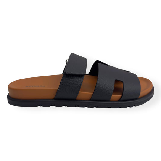 HERMÈS CHYPRE SANDALS NATUREL / BLACK 42 / UK8