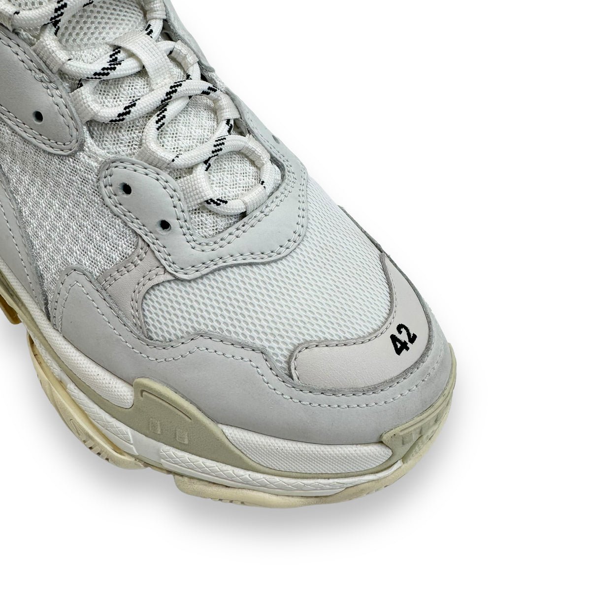 BALENCIAGA TRIPLE S SNEAKER BEIGE UK8