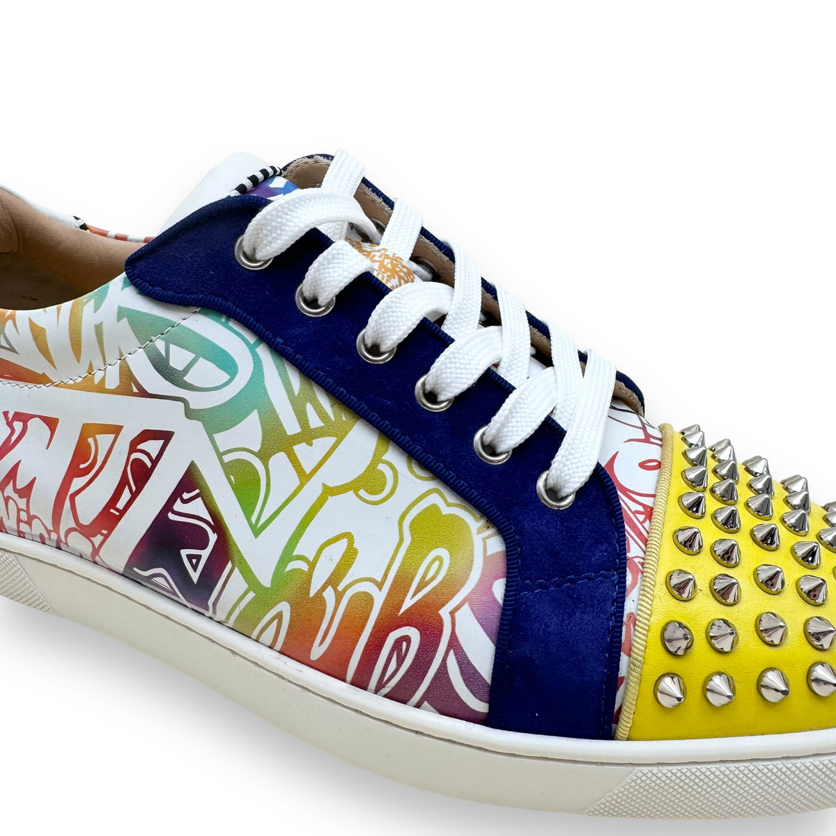 CHRISTIAN LOUBOUTIN SEAVASTE GRAFFITI LOW TOP SNEAKER UK9