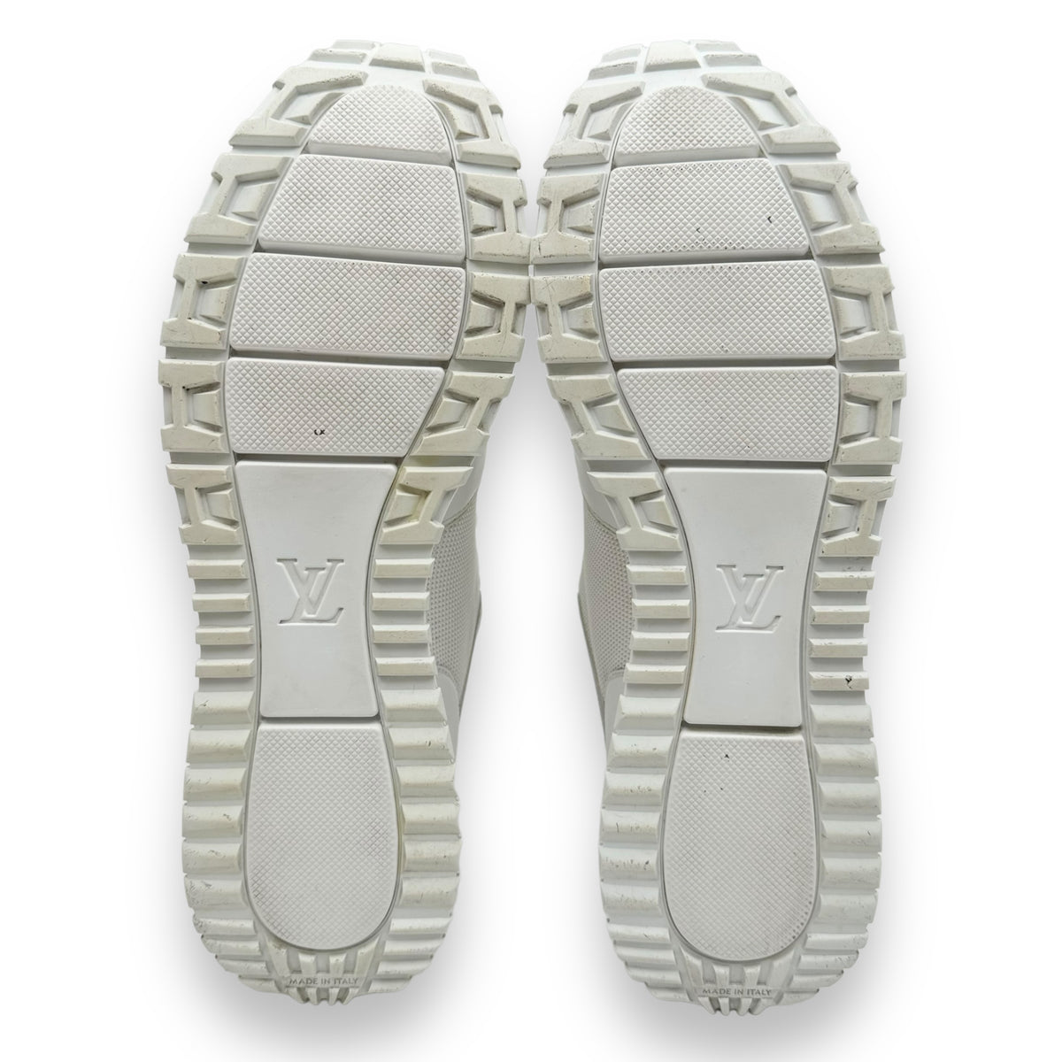 LOUIS VUITTON RUN AWAY LEATHER SNEAKER WHITE UK8.5