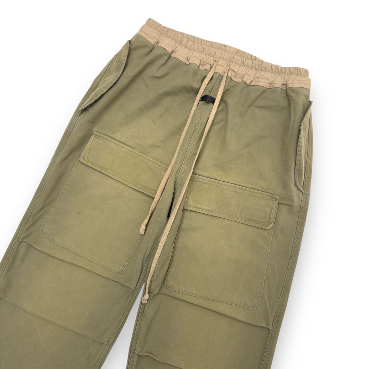 FEAR OF GOD MILITARY CARGO TROUSERS ARMY GREEN L