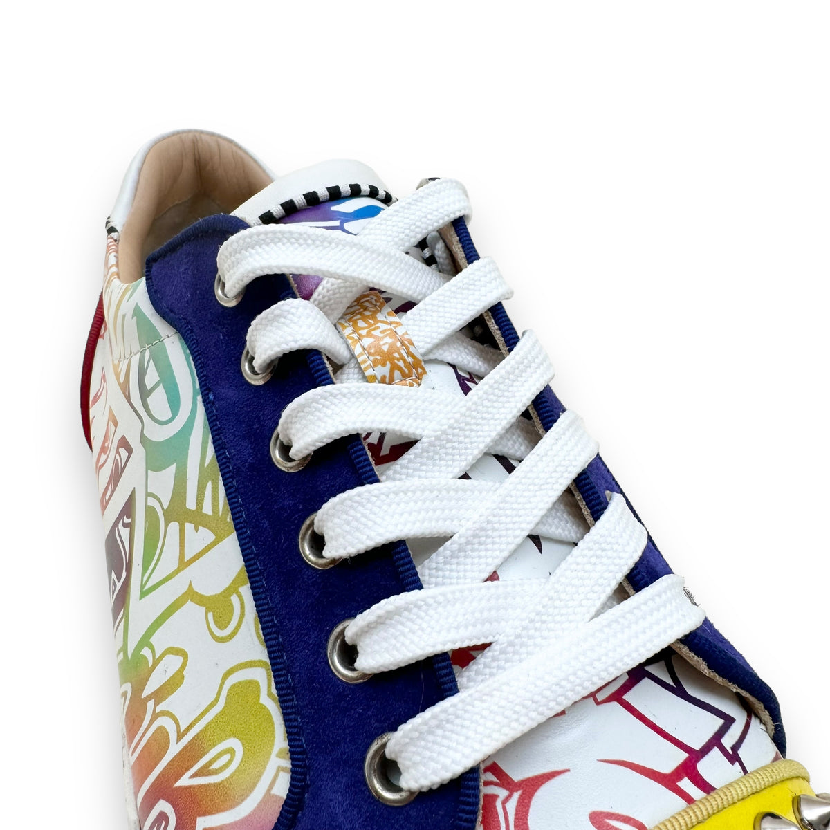 CHRISTIAN LOUBOUTIN SEAVASTE GRAFFITI LOW TOP SNEAKER UK9