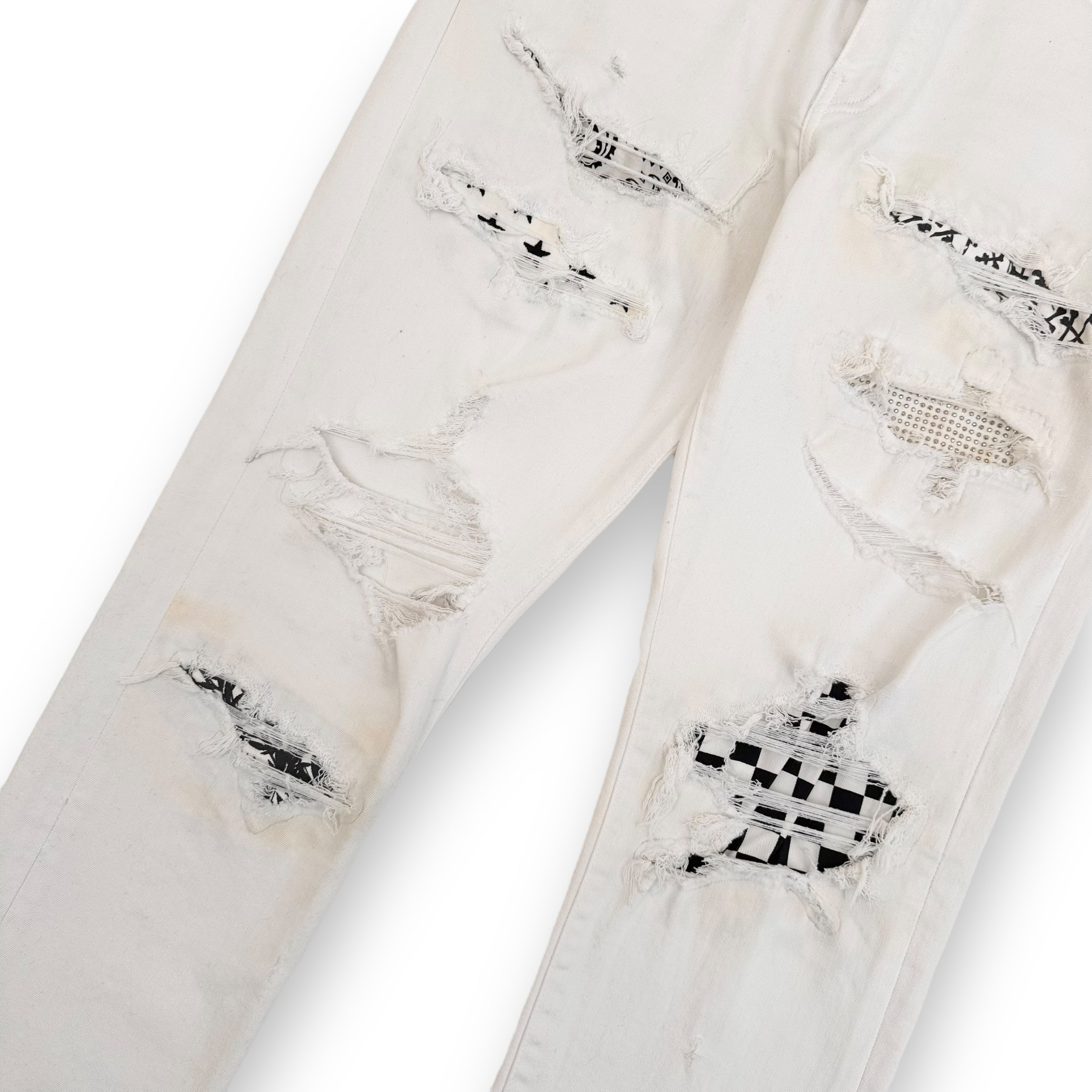 AMIRI DISTRESSED ART PATCH DENIM JEANS WHITE 36W