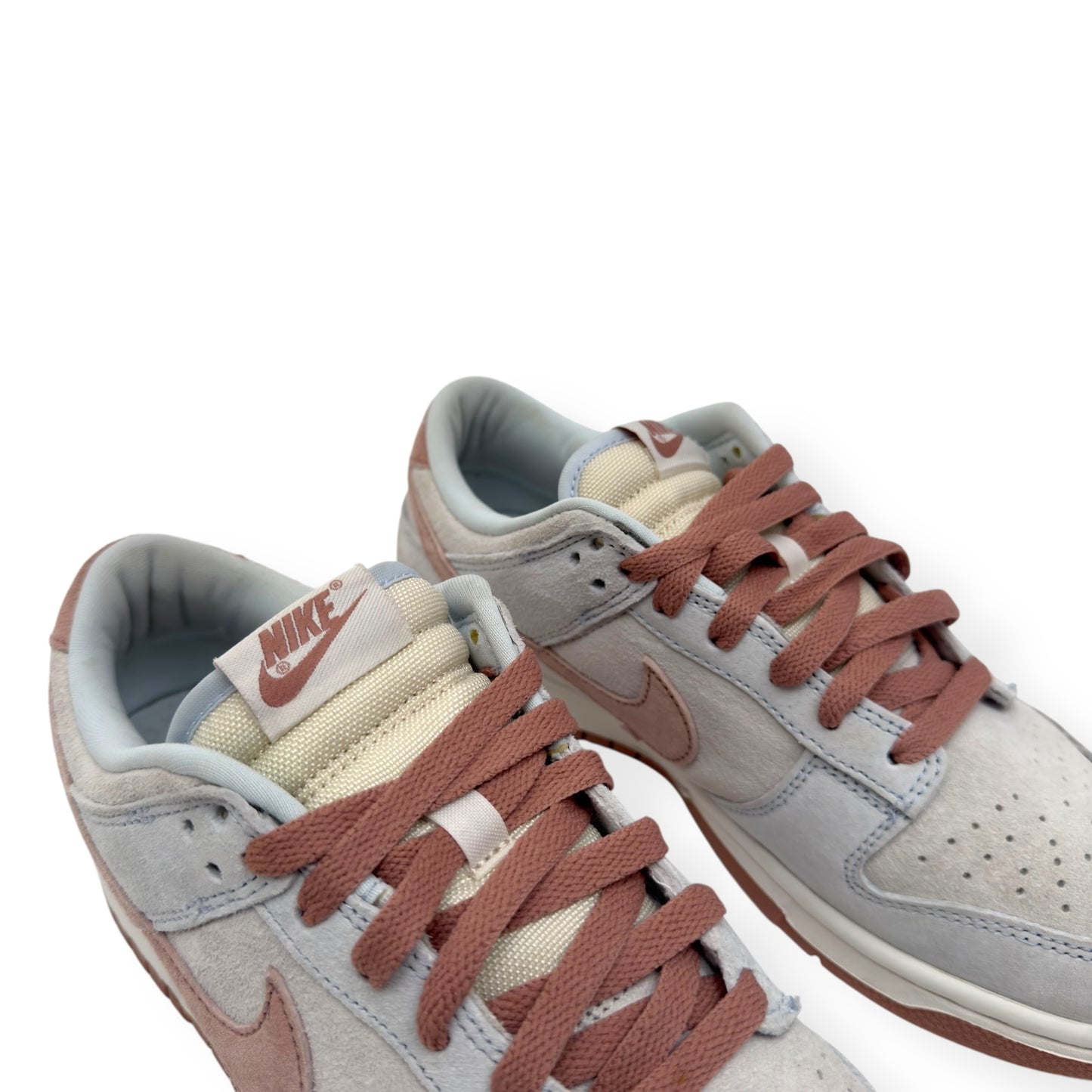 NIKE DUNK LOW TOP SNEAKER FOSSIL ROSE UK7