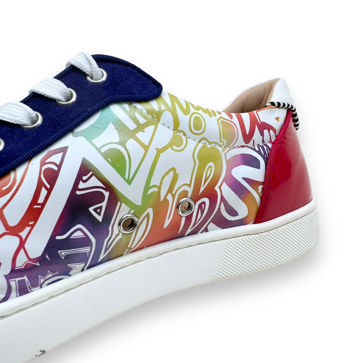 CHRISTIAN LOUBOUTIN SEAVASTE GRAFFITI LOW TOP SNEAKER UK9