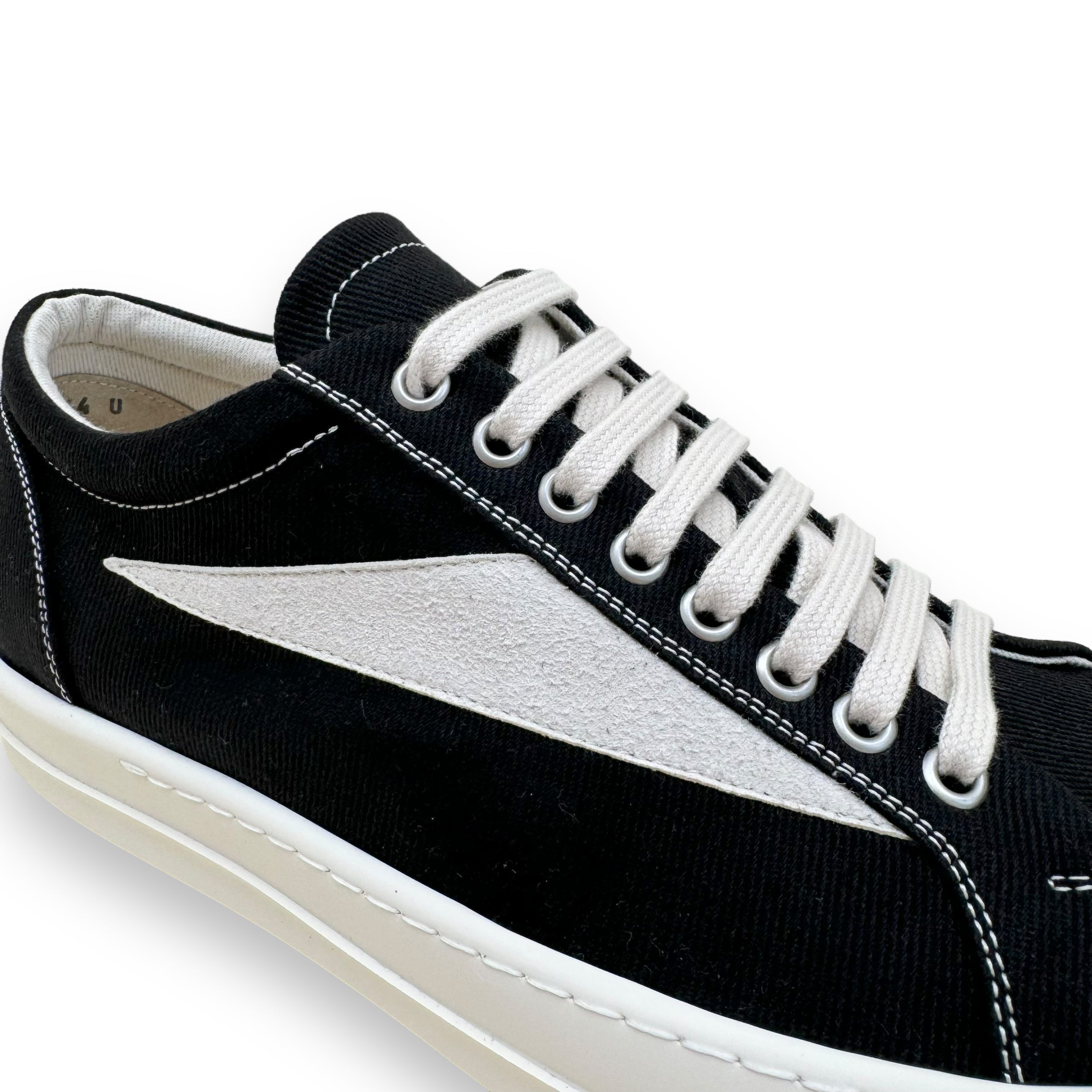 RICK OWENS DRKSHDW LOW TOP SNEAKER BLACK / WHITE UK10