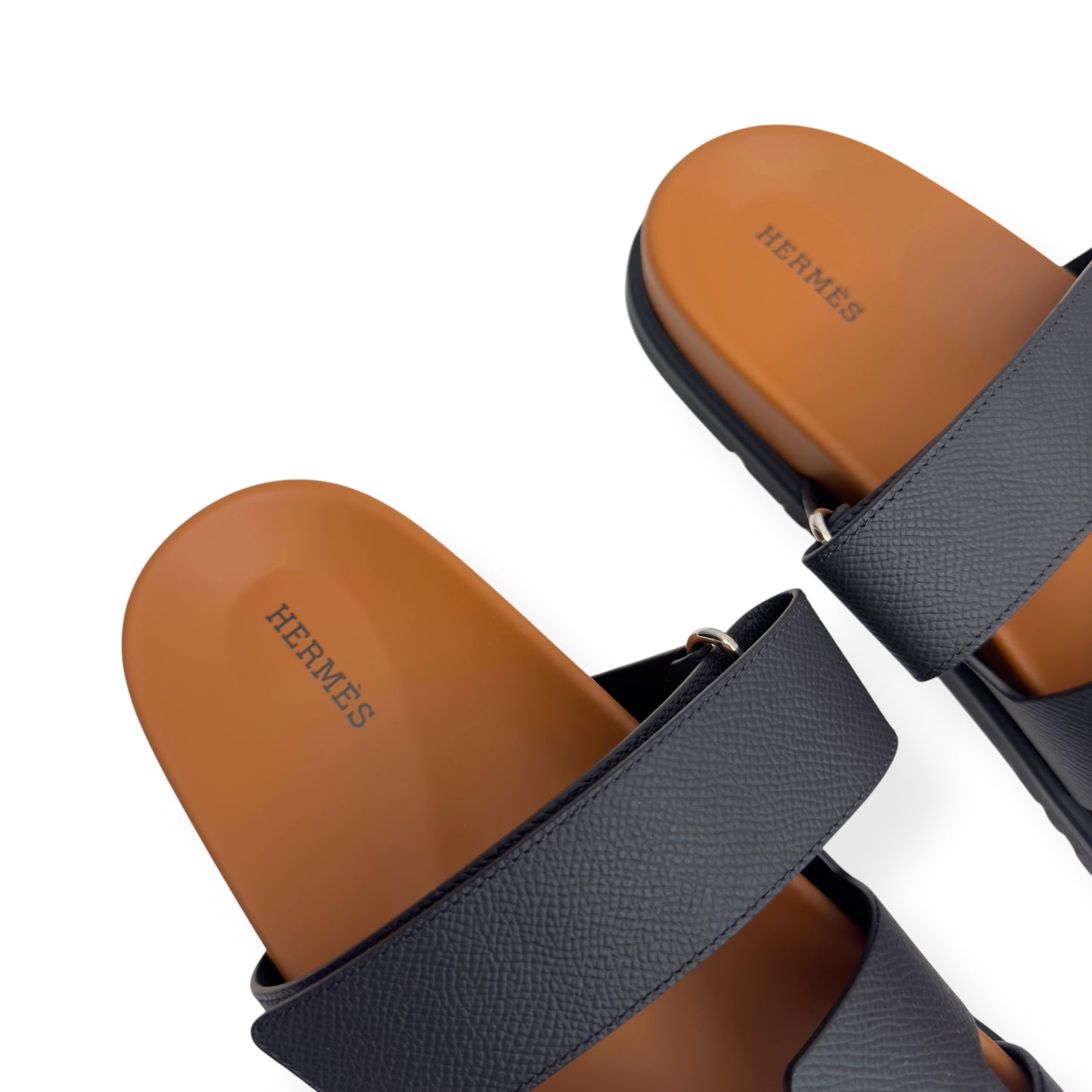 HERMÈS CHYPRE SANDALS NATUREL / BLACK 42 / UK8