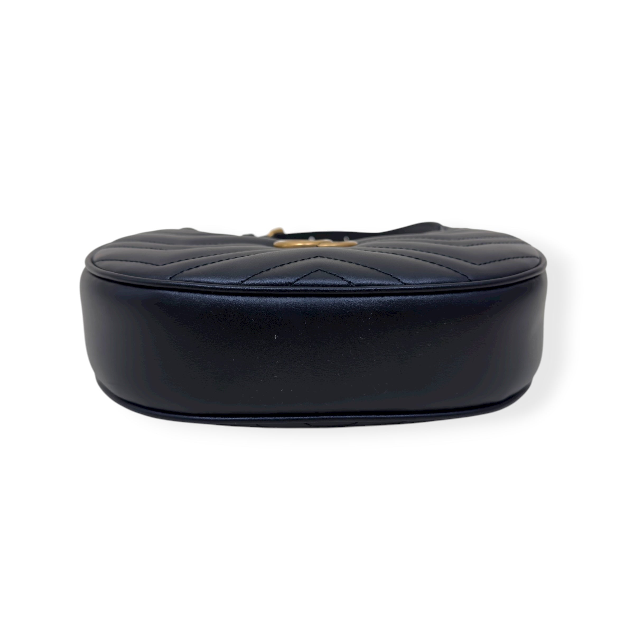 GUCCI CHEVRON LEATHER GG MARMONT HALF-MOON BAG BLACK MINI