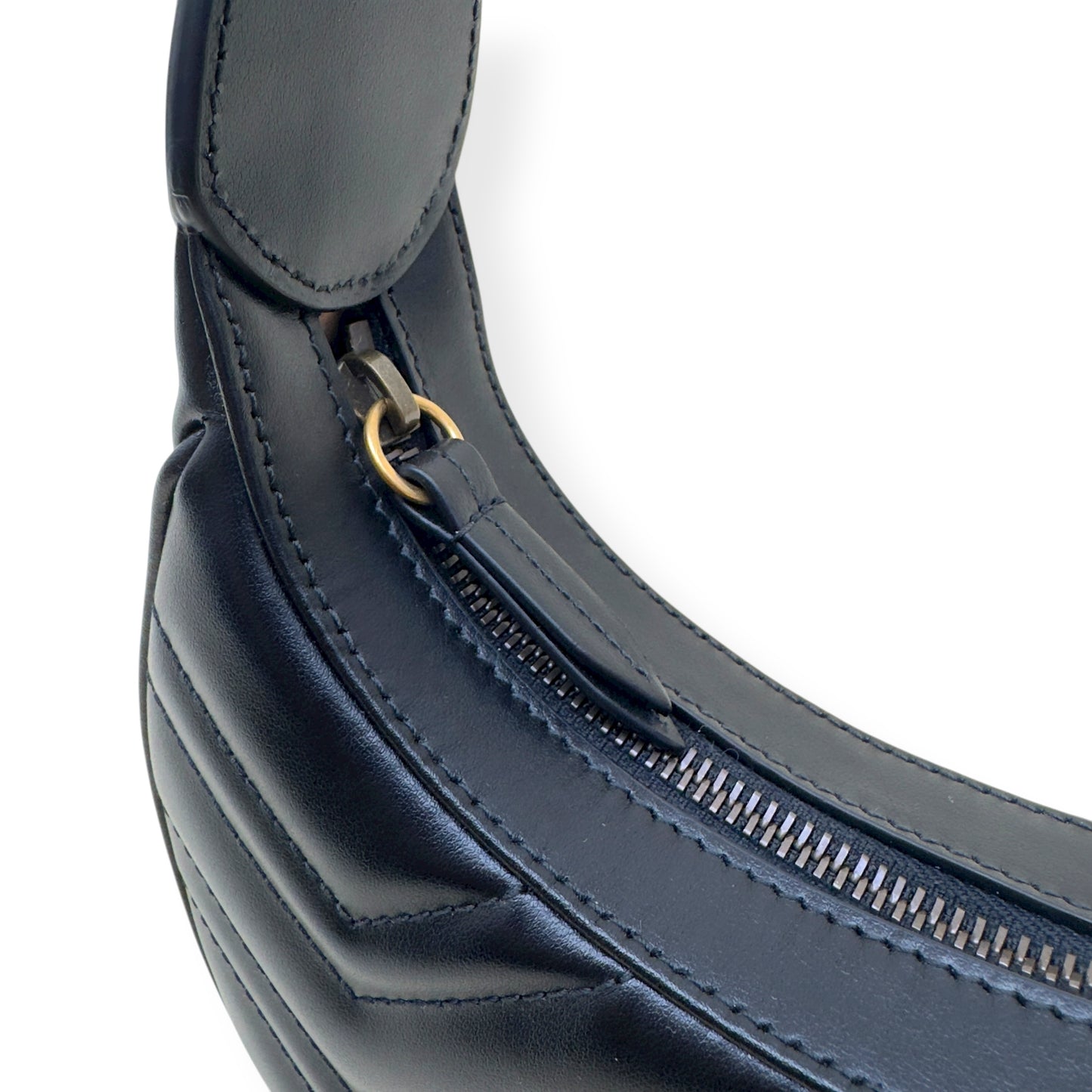 GUCCI CHEVRON LEATHER GG MARMONT HALF-MOON BAG BLACK MINI