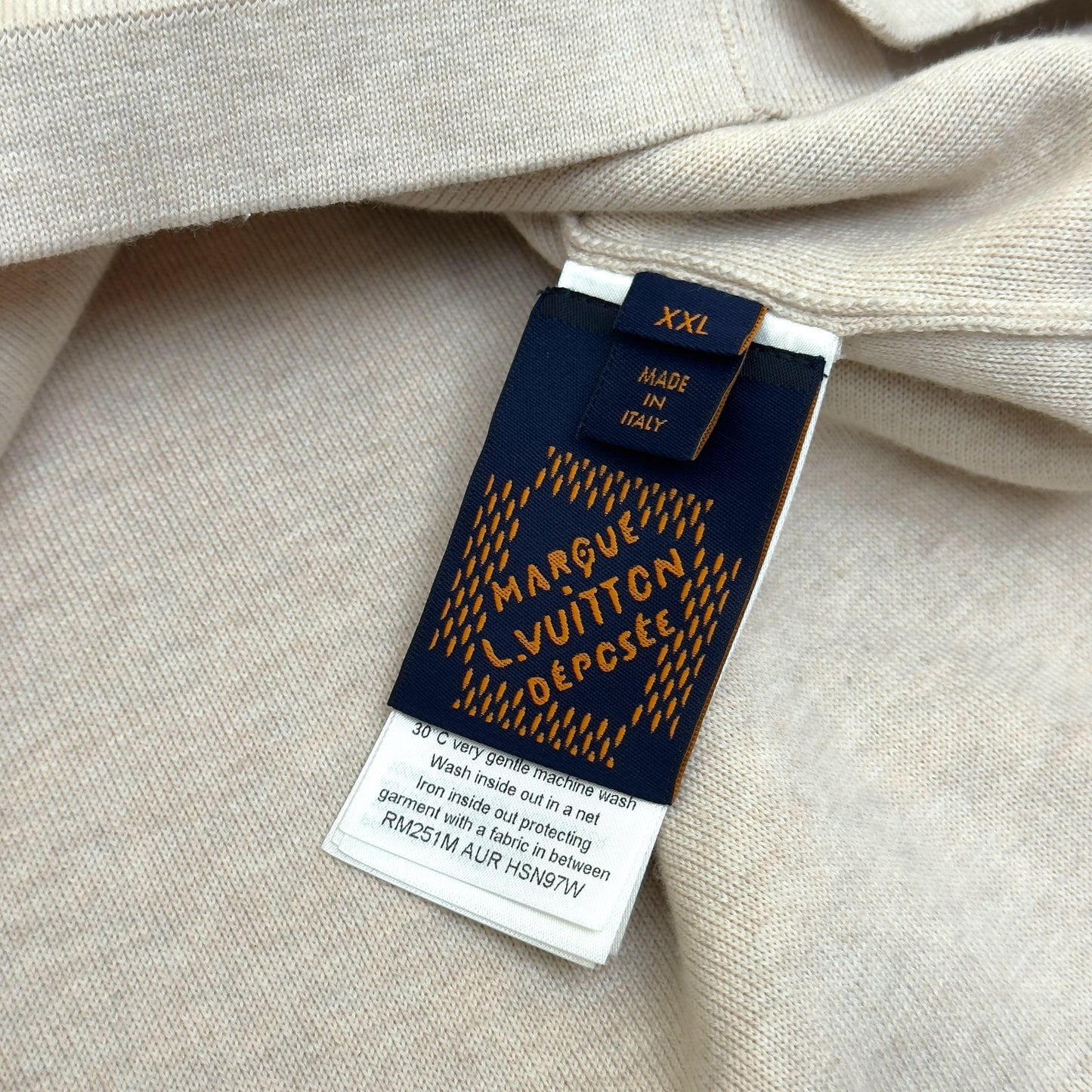 LOUIS VUITTON EMBOSSED LOGO SHORT-SLEEVE KNIT SHIRT CREAM XXL