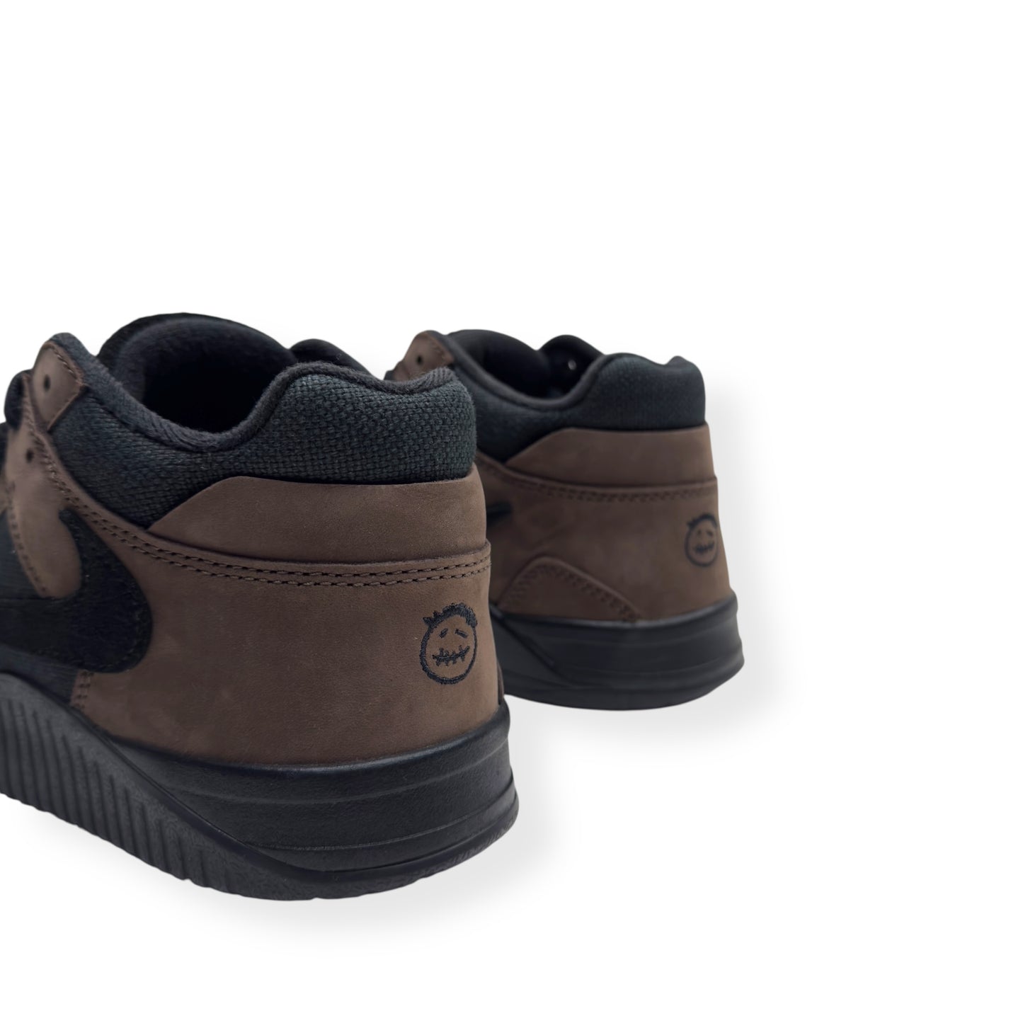 NIKE X TRAVIS SCOTT JORDAN JUMPMAN JACK TR DARK MOCHA SNEAKER UK7.5