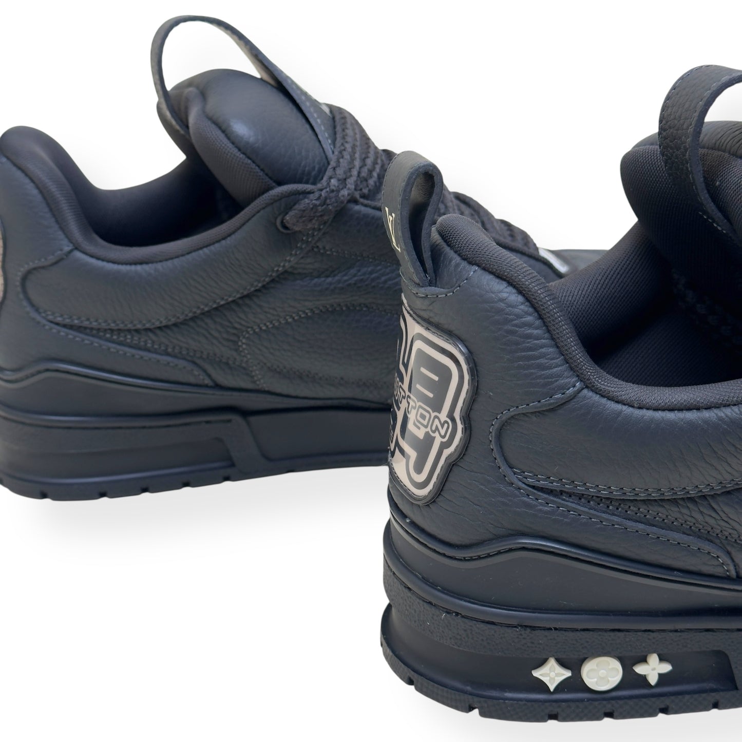 LOUIS VUITTON LV SKATE SNEAKER BLACK UK8.5