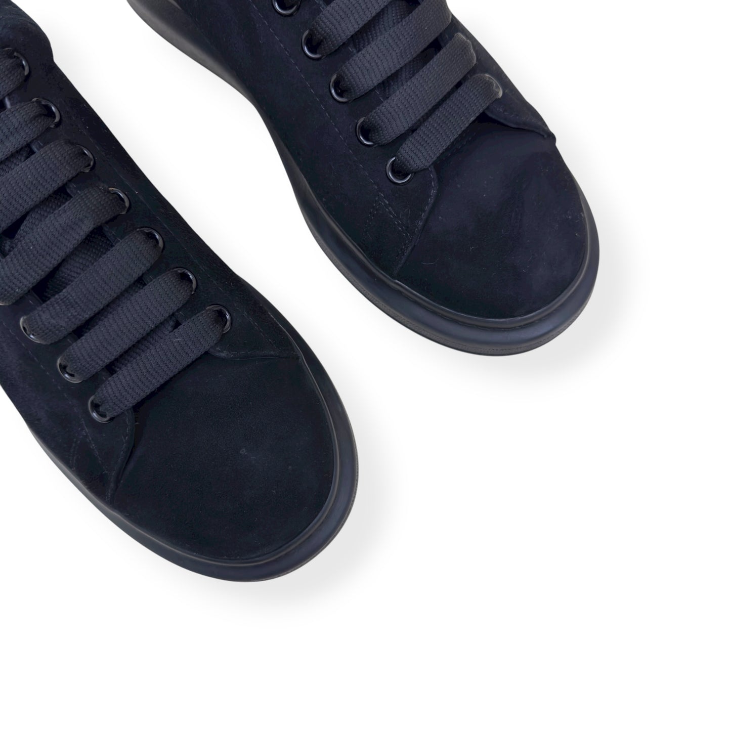 ALEXANDER MCQUEEN OVERSIZED SUEDE SNEAKER BLACK 45 / UK11