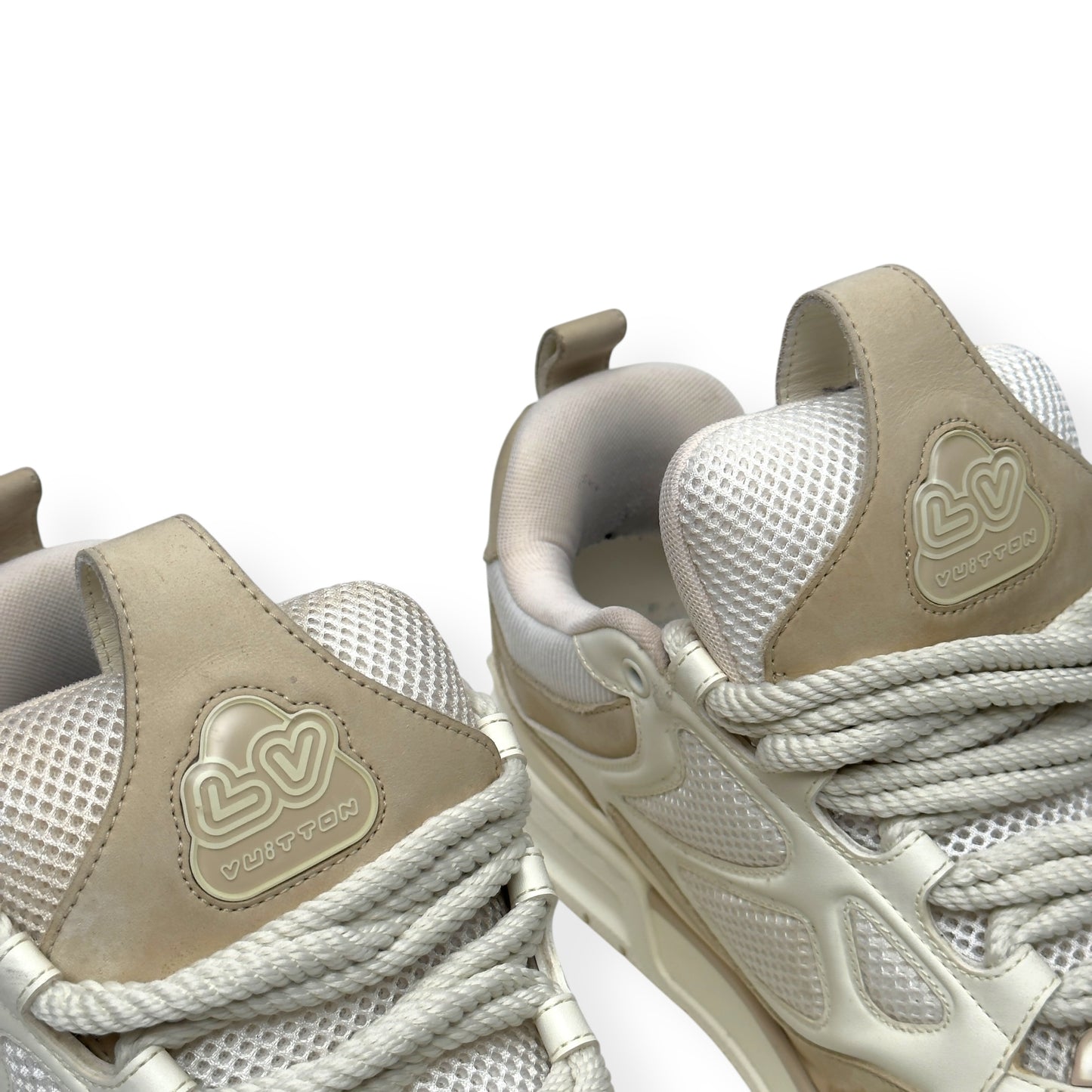 LOUIS VUITTON LV SKATE SNEAKER LUXURY BEIGE UK8.5