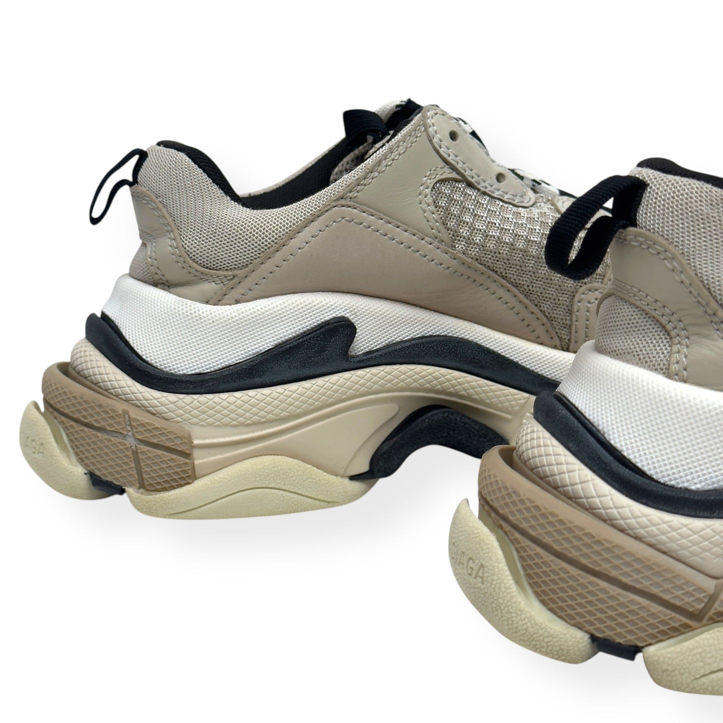 BALENCIAGA TRIPLE S SNEAKER BEIGE UK5