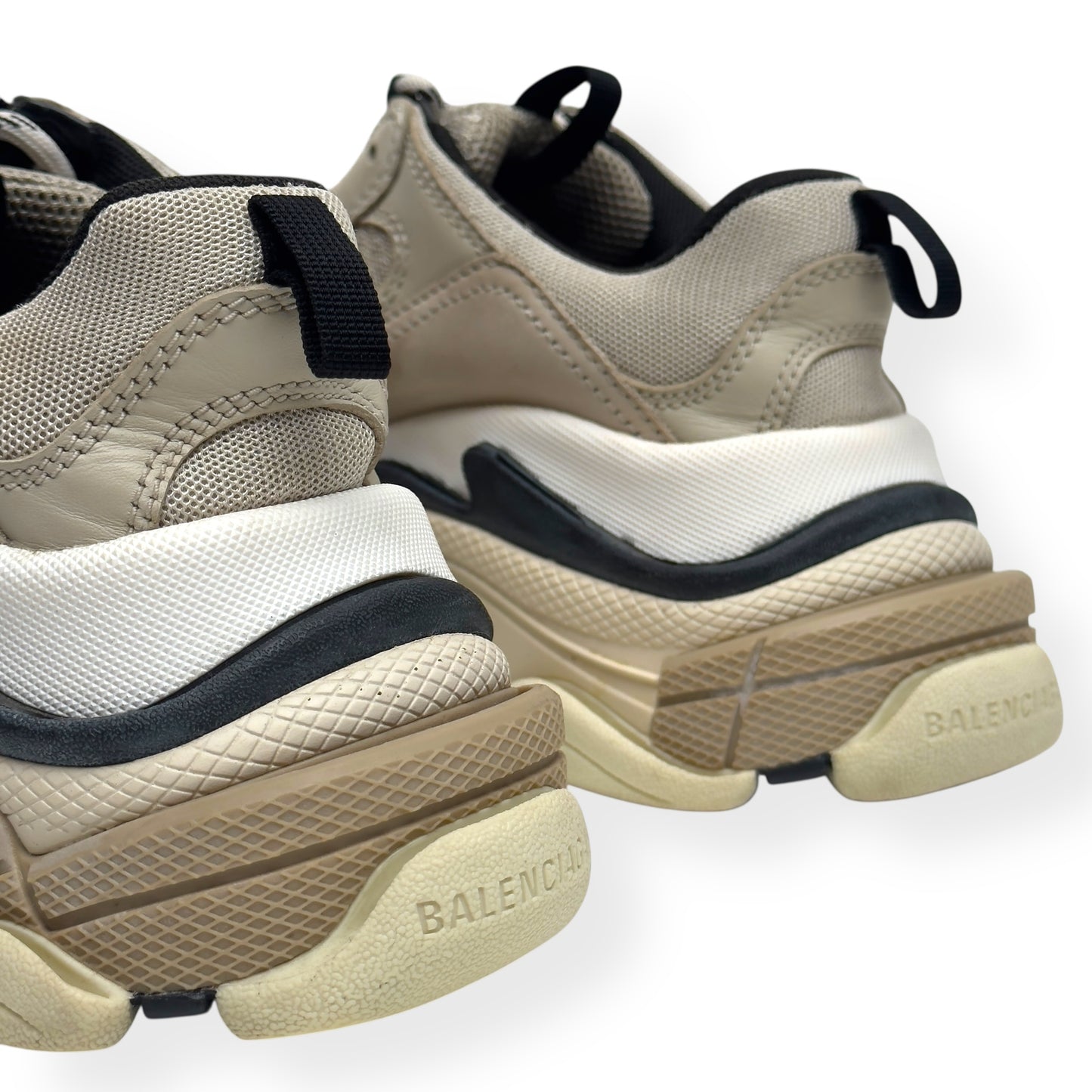 BALENCIAGA TRIPLE S SNEAKER BEIGE UK5