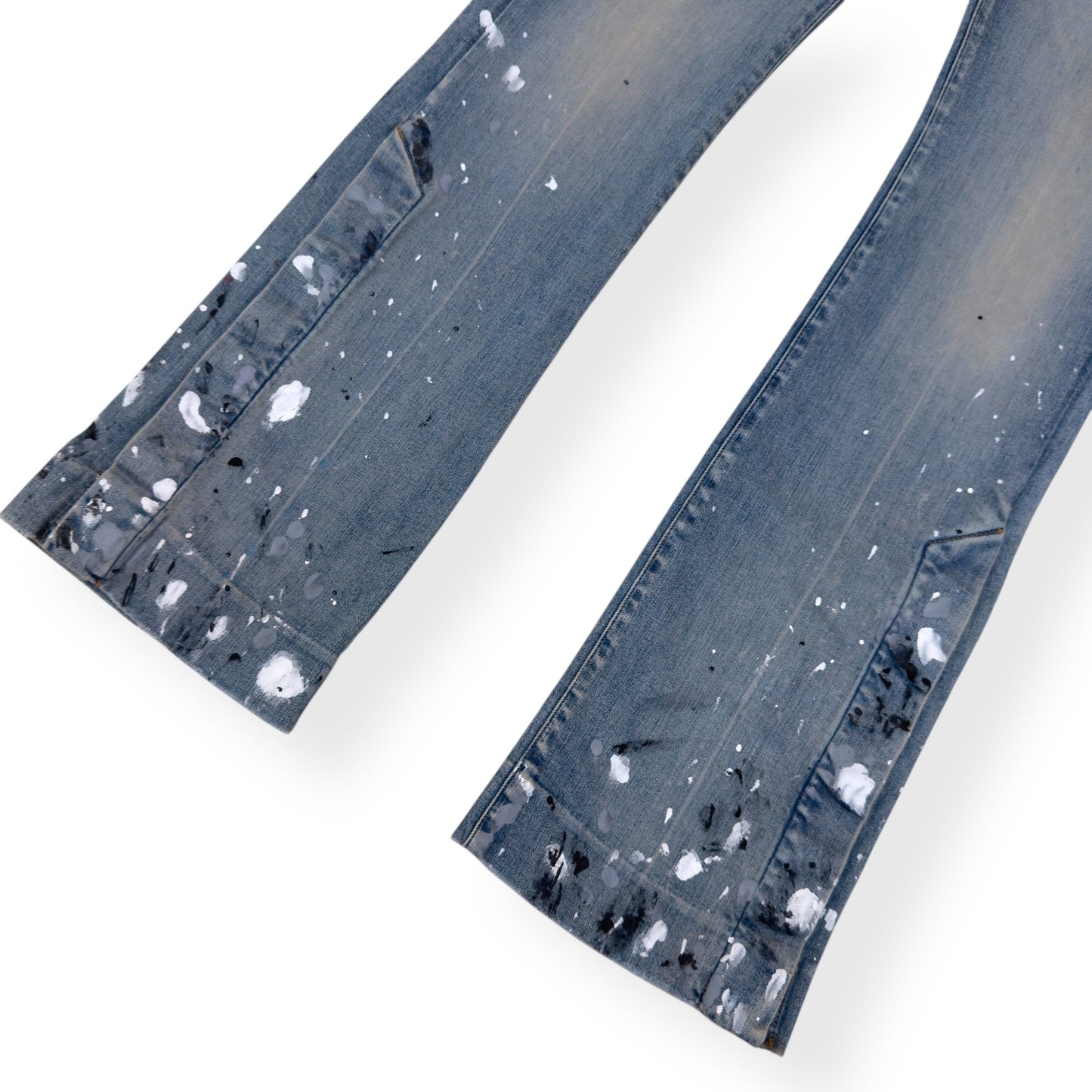 AMIRI PAINT SPLATTER FLARED DENIM JEANS BLUE W32”