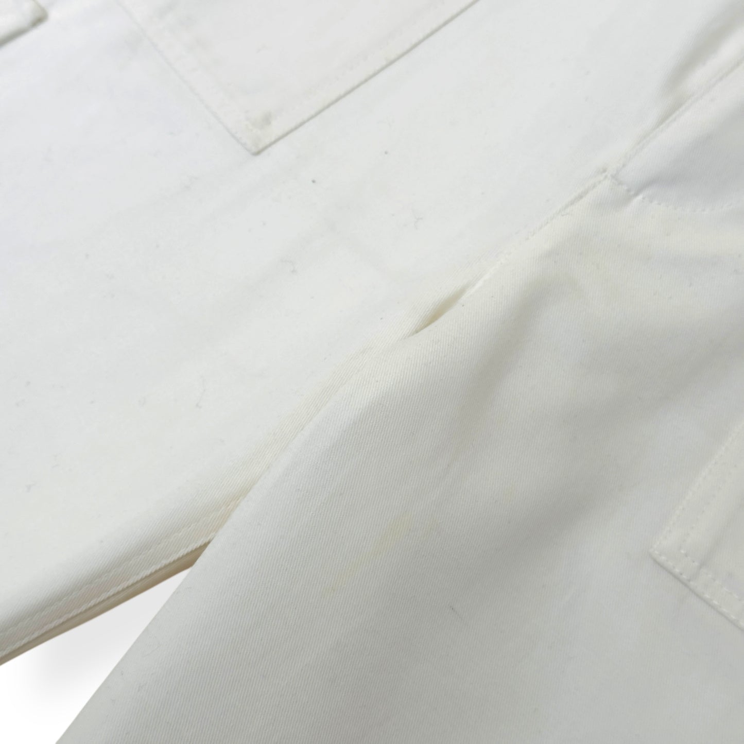 LOUIS VUITTON SOFT CARGO SHORTS LUXURY WHITE 44 / L