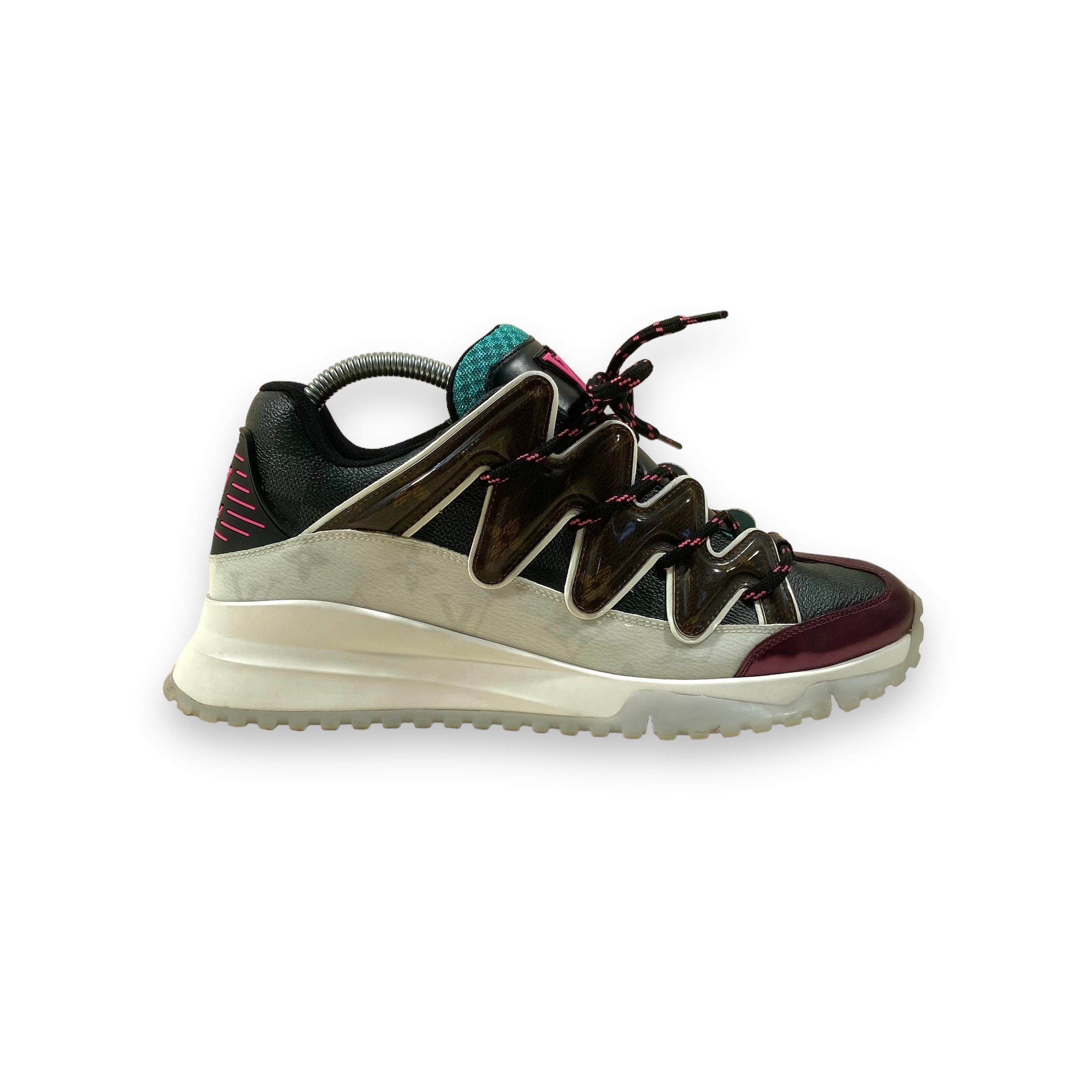 LOUIS VUITTON ZIG ZAG SNEAKERS UK8