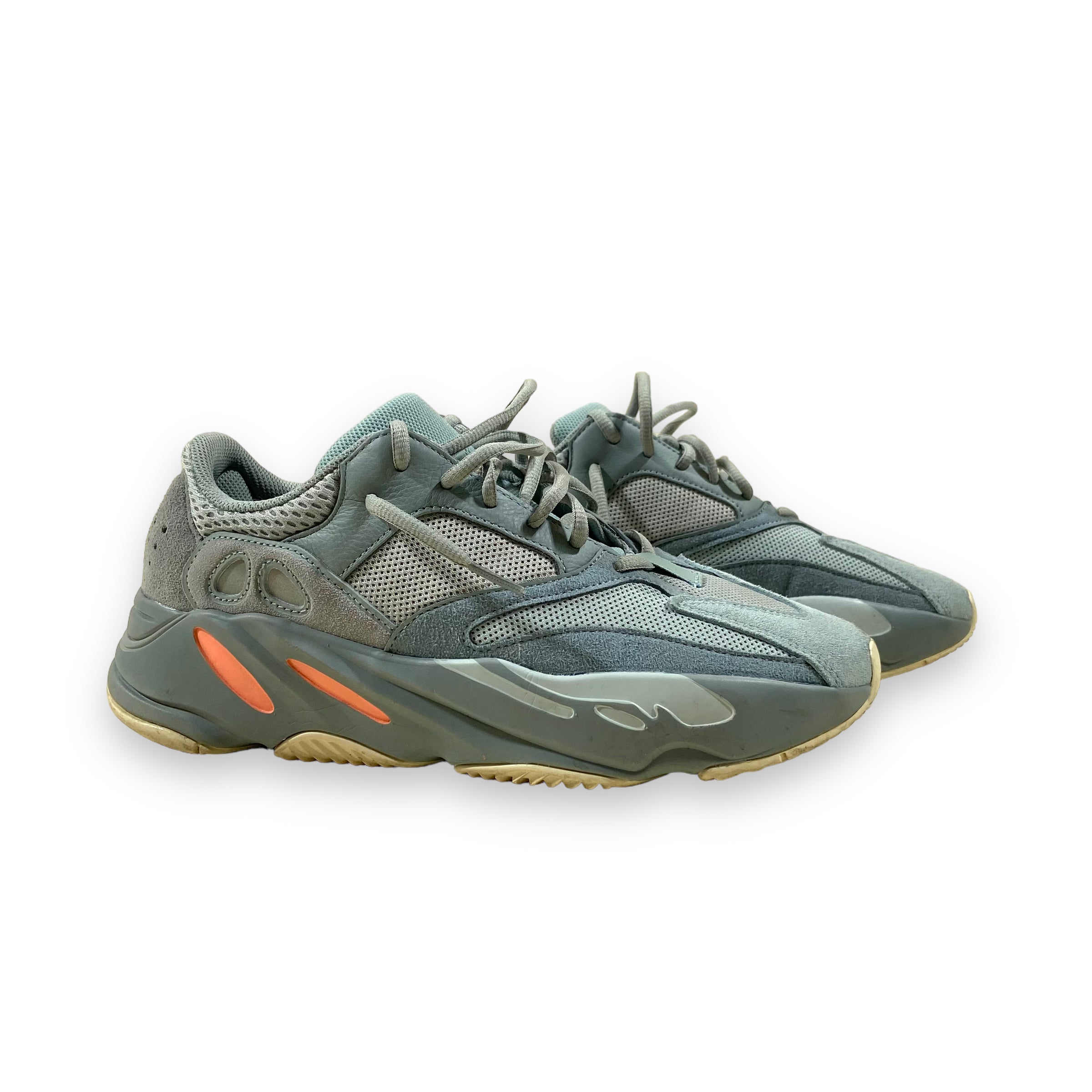 YEEZY 700 INTERTIA UK9