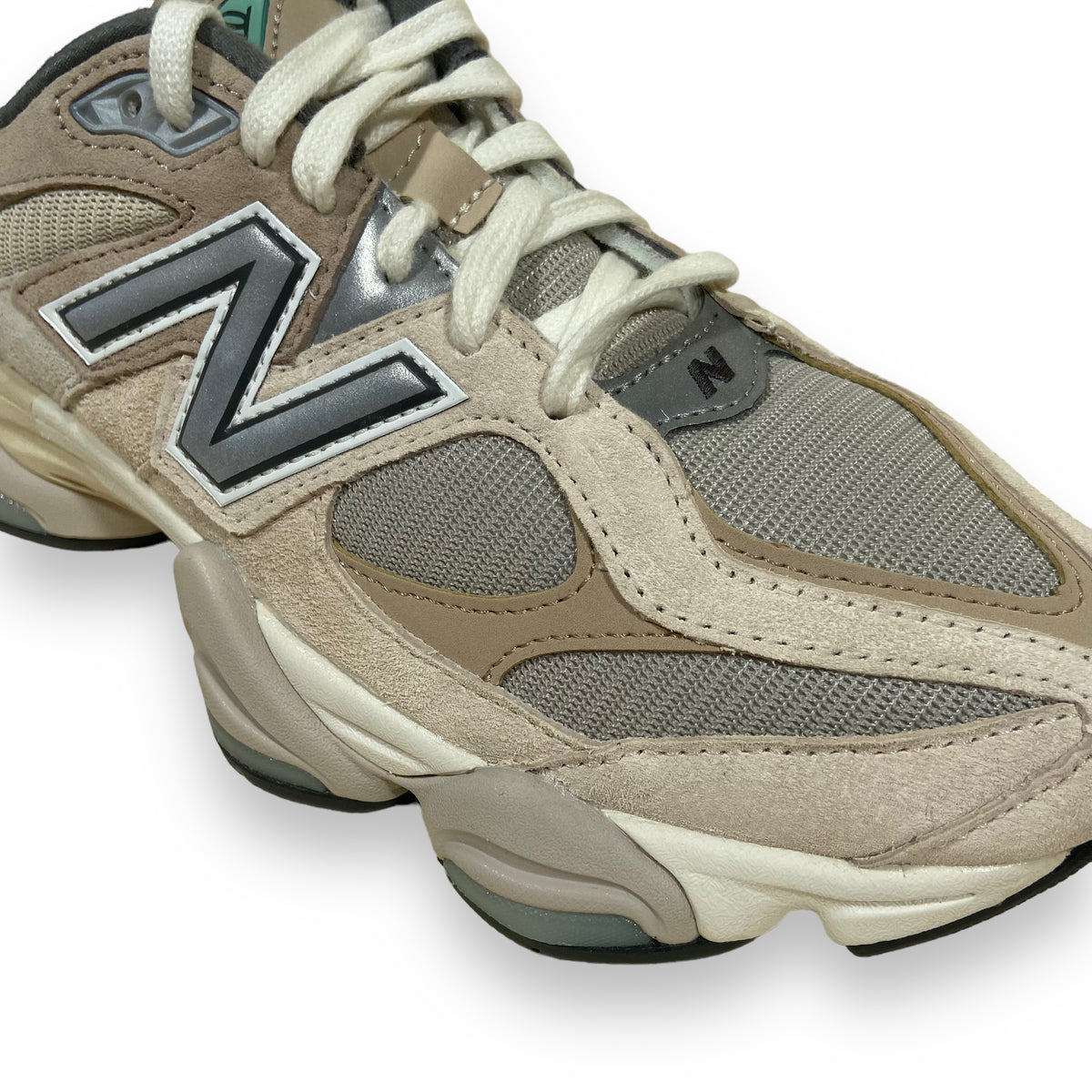 NEW BALANCE 9060 SUEDE SNEAKERS GREY UK8