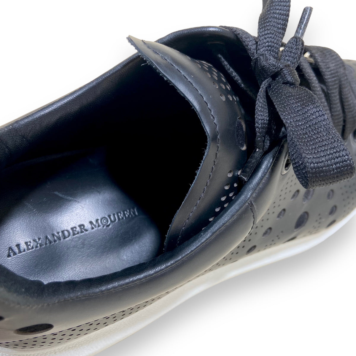 ALEXANDER MCQUEEN OVERSIZED SNEAKERS BLACK UK10